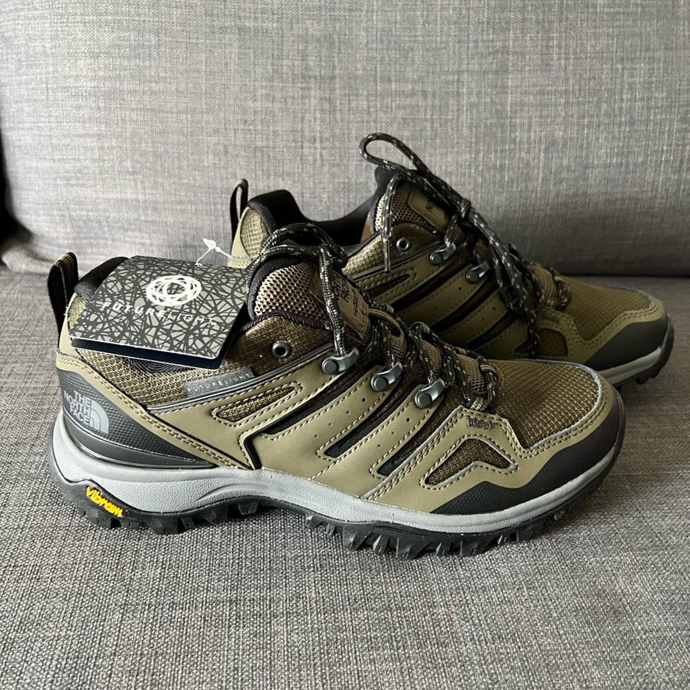 The North Face Hedgehog Hiking/Trail Sneakers - Green